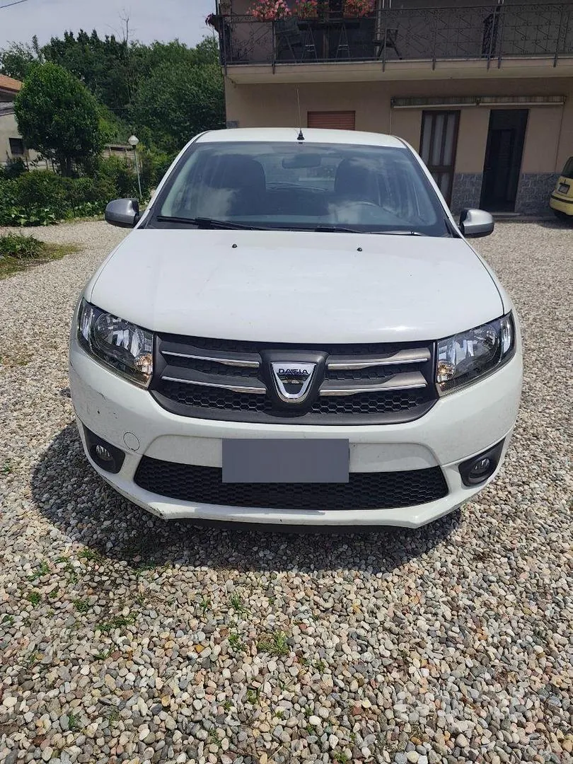 Dacia Sandero 2015 photo 3