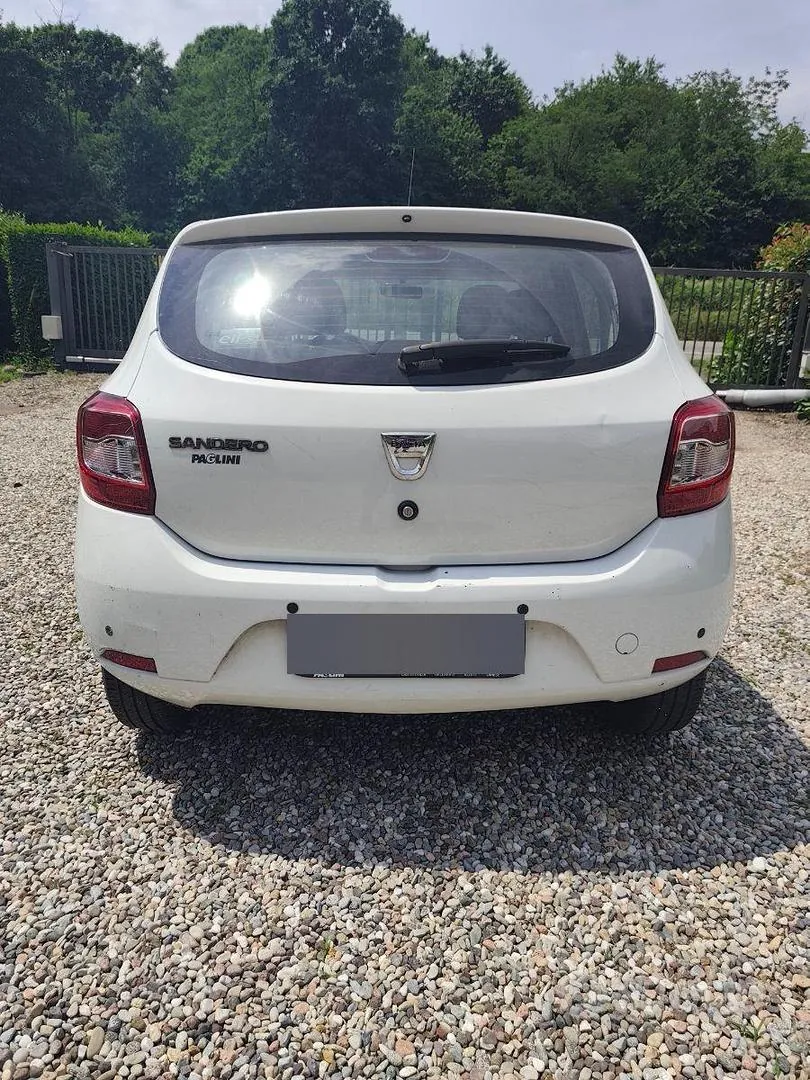 Dacia Sandero 2015 photo 4