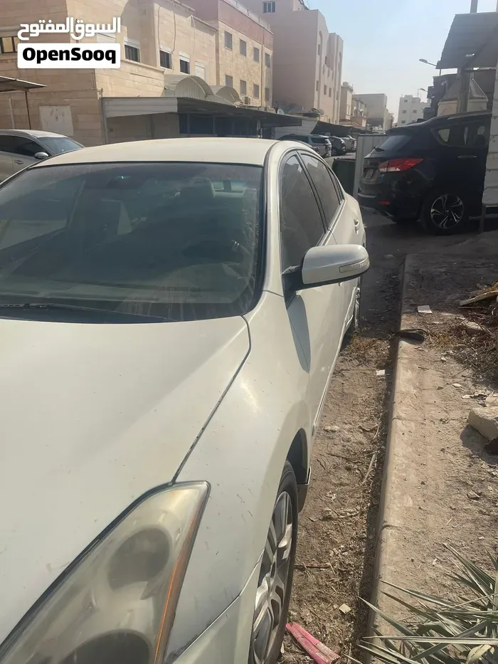 Nissan Altima 2011 photo 3
