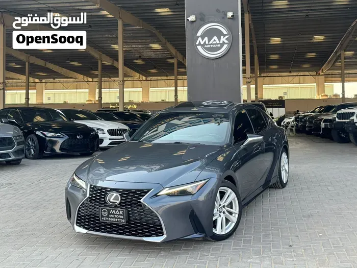 Lexus Is 2023 photo 5