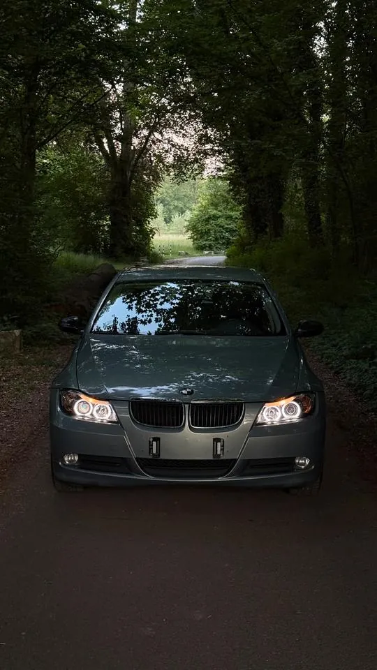 BMW 318I
