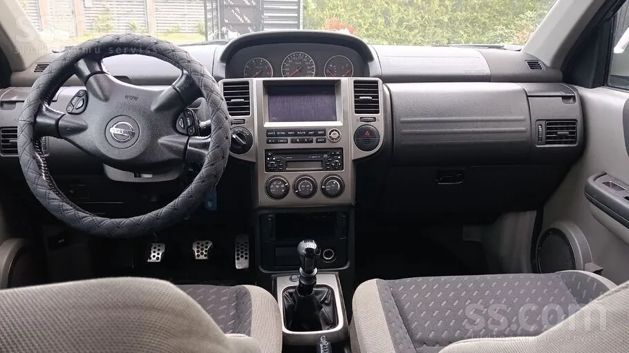 Nissan X-Trail 2005 photo 5