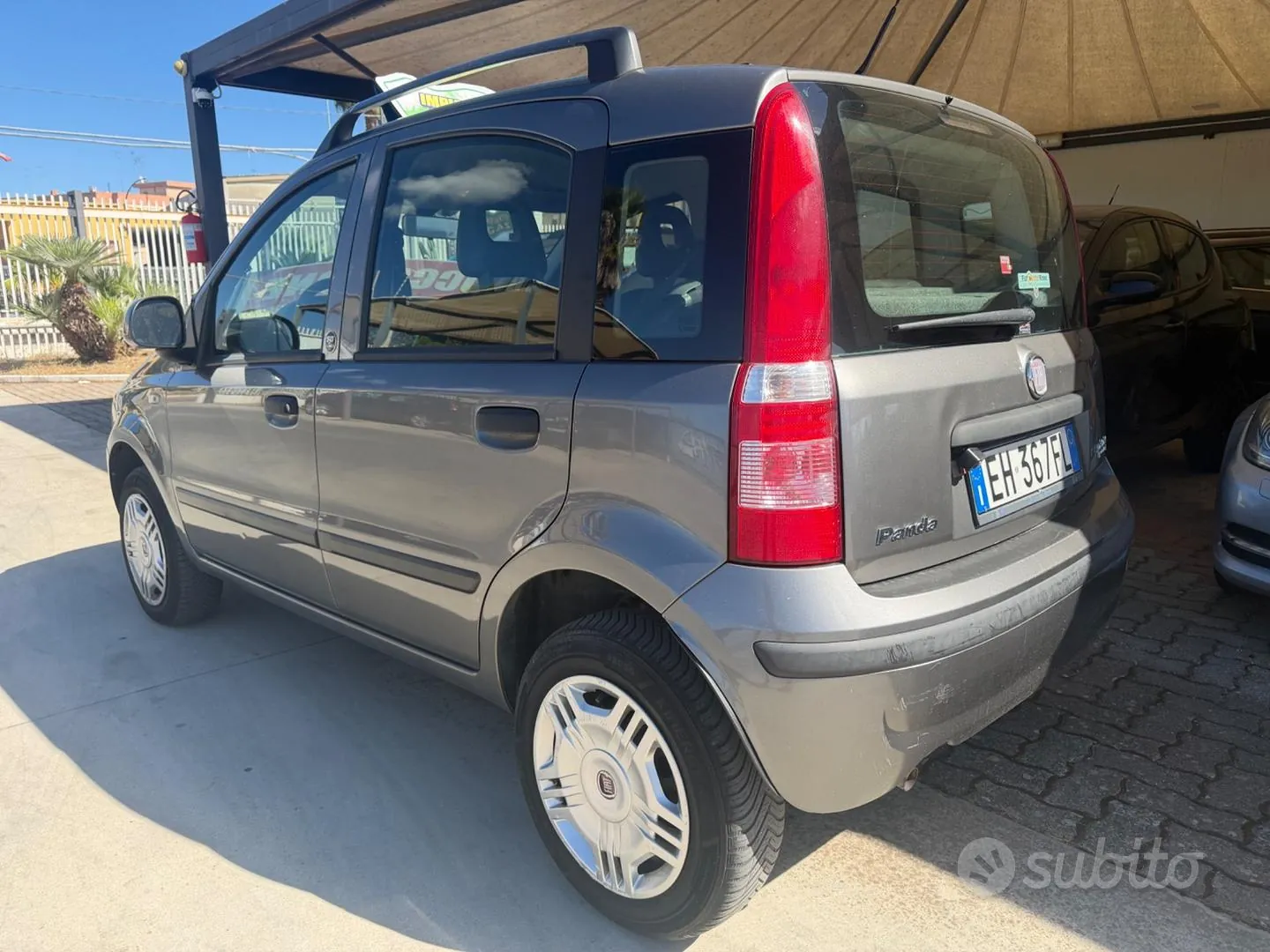 Fiat Panda 2011 photo 2
