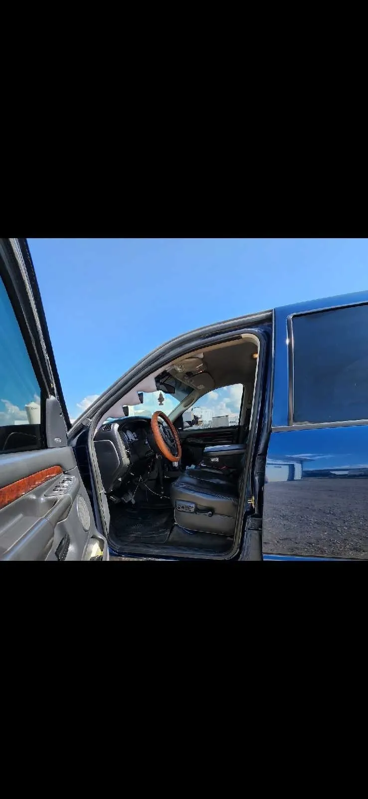 Dodge Ram 3500 2003 photo 3