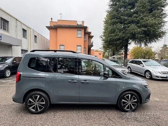 Mercedes-Benz Eqt 2024 photo 4