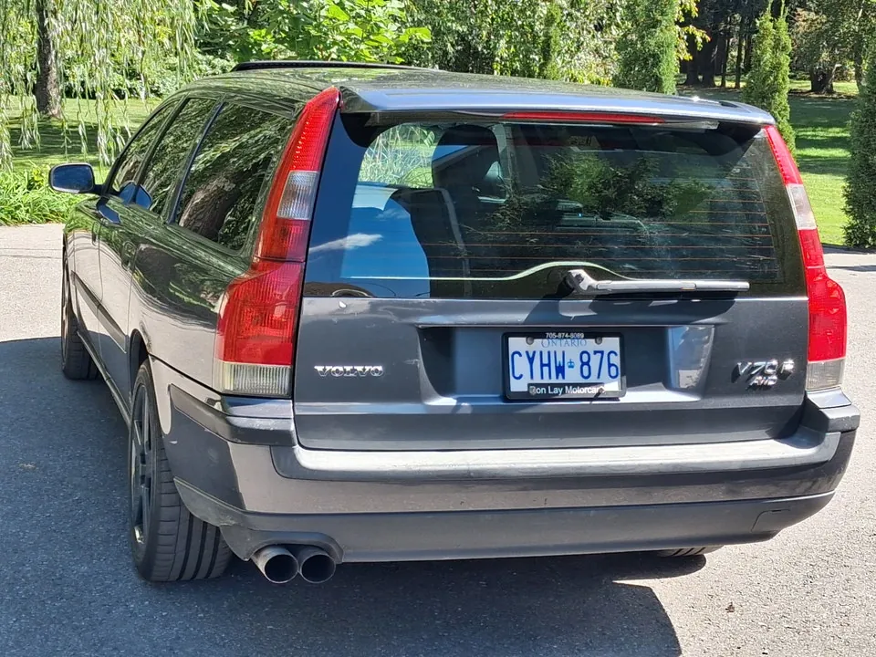 Volvo V70 2004 photo 2
