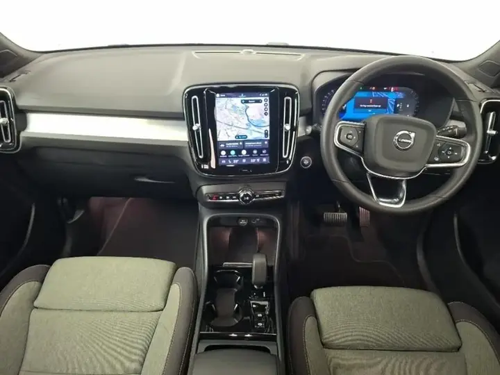 Volvo Xc40 2023 photo 3