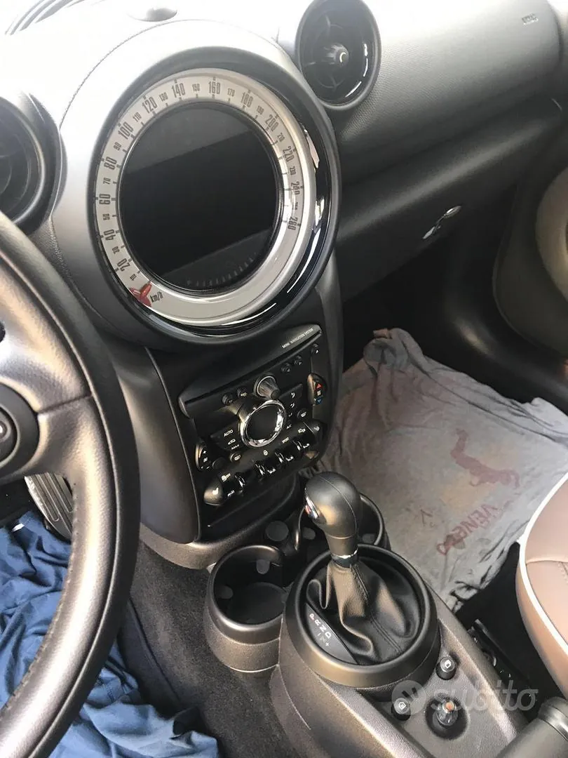 Mini Mini Countryman 2016 photo 2
