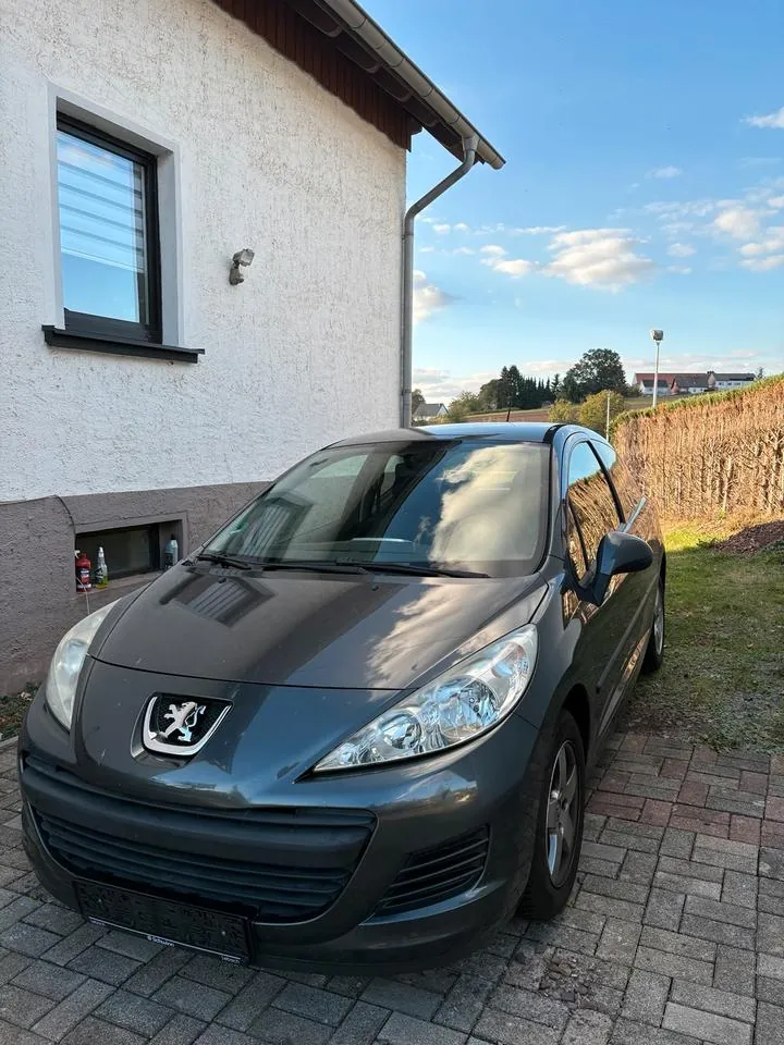 Peugeot 207