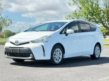 Toyota Prius 2015 photo 2