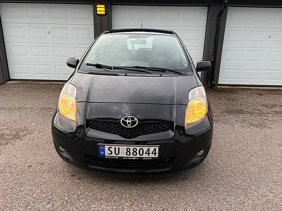 Toyota Yaris 2010 photo 4