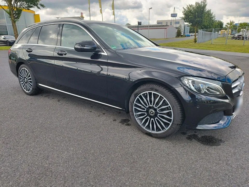 Mercedes-Benz C 180