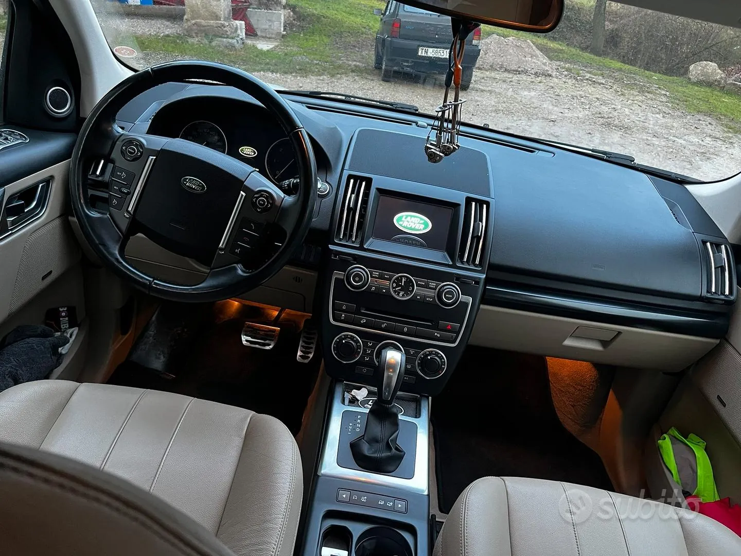 Land Rover Freelander 2014 photo 5