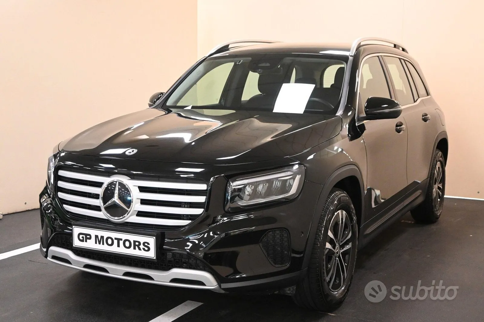 Mercedes-Benz Glb 2025 photo 2