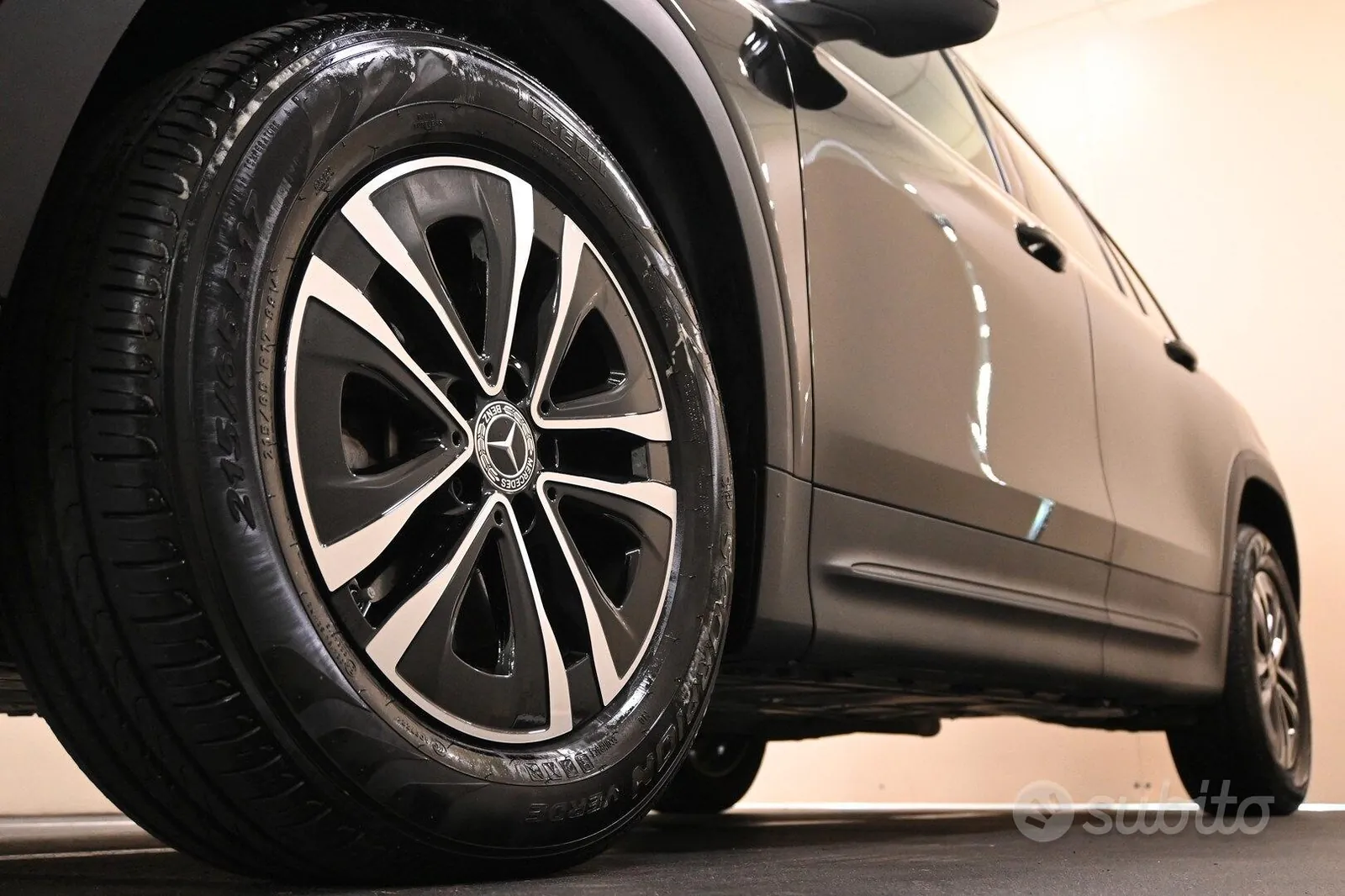 Mercedes-Benz Glb 2025 photo 4