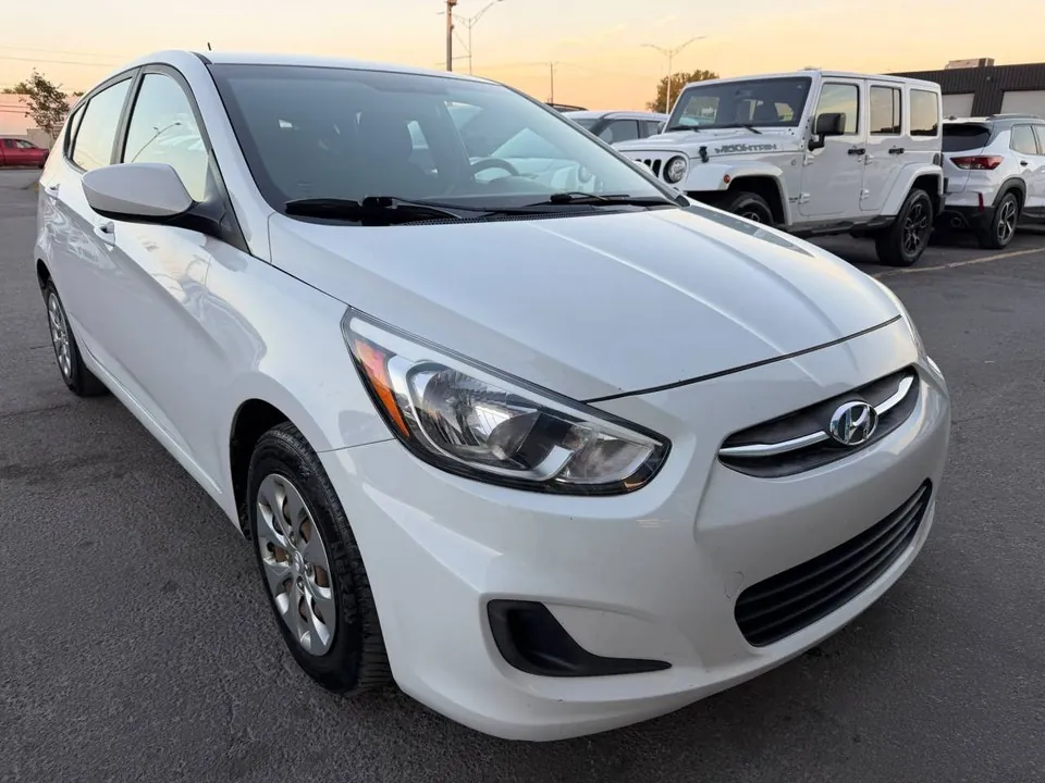 Hyundai Accent 2017 photo 2