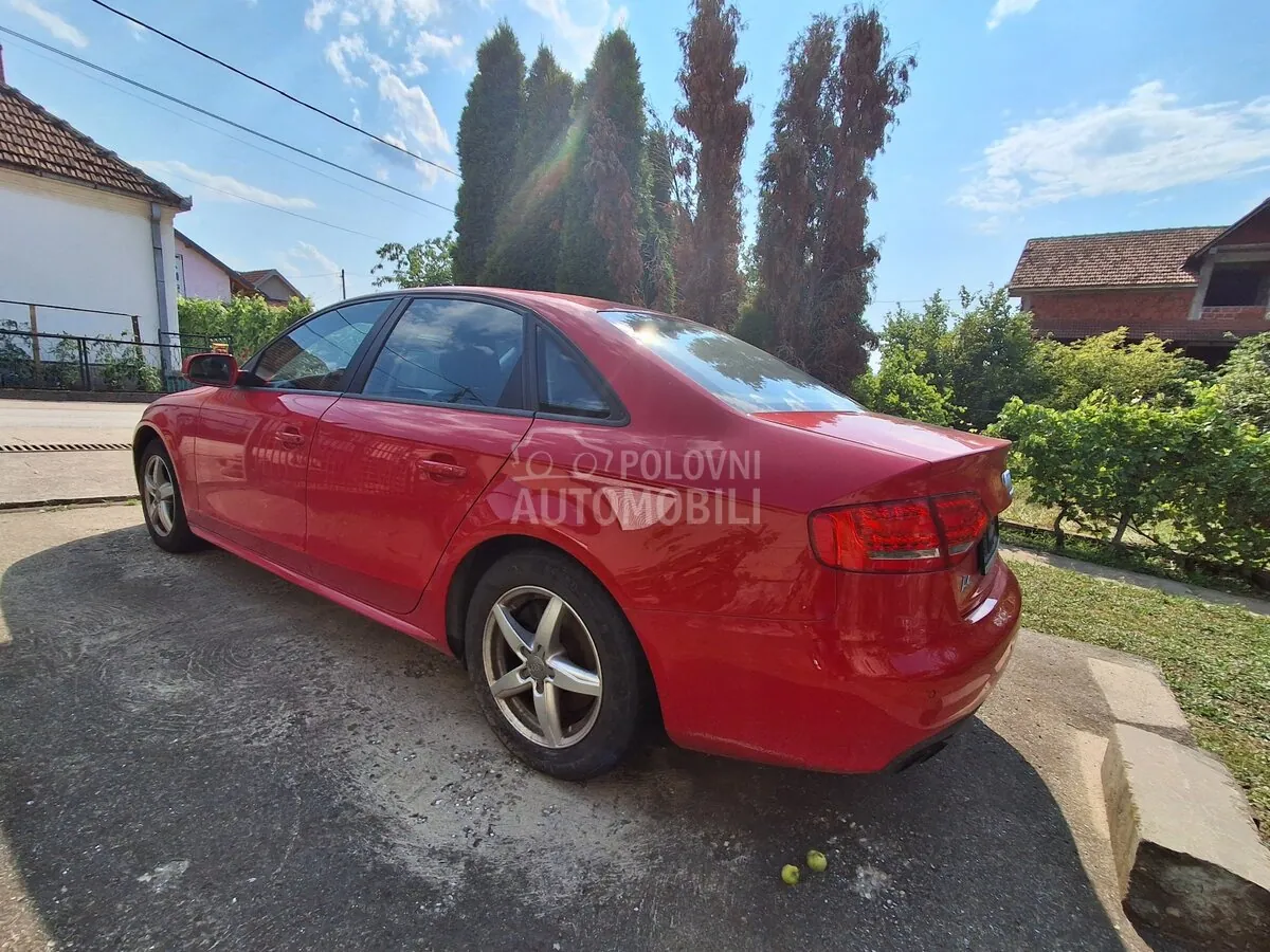 Audi A4 2010 photo 5