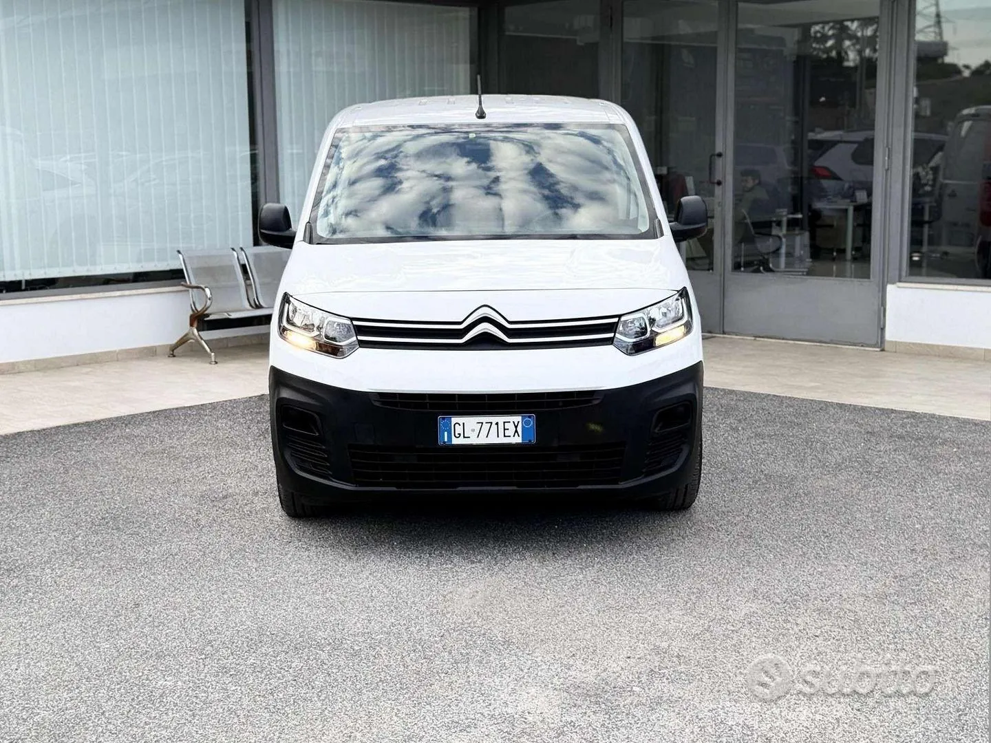 Citroen Berlingo 2022 photo 2