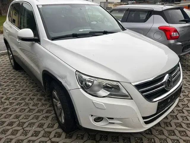 Volkswagen Tiguan 2010 photo 2