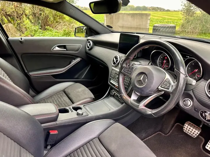 Mercedes-Benz A-Class 2017 photo 5