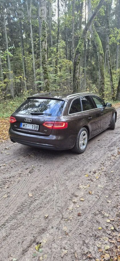 Audi A4 2013 photo 3