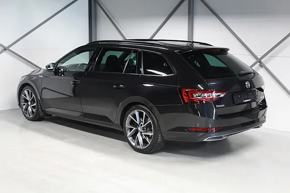 Skoda Superb 2017 photo 5