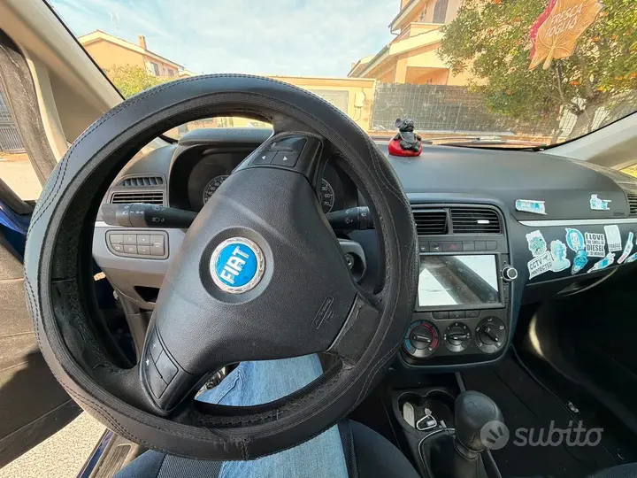 Fiat Grande Punto 2007 photo 4