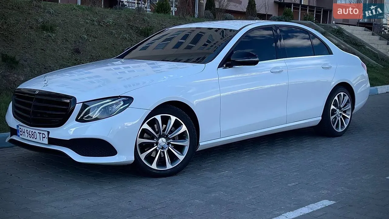 Mercedes-Benz E-Class 2016 photo 3