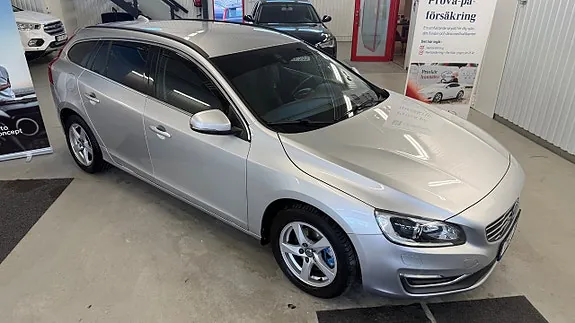 Volvo V60 2015 photo 2