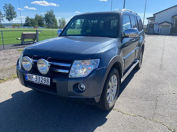 Mitsubishi Pajero 2008 photo 3