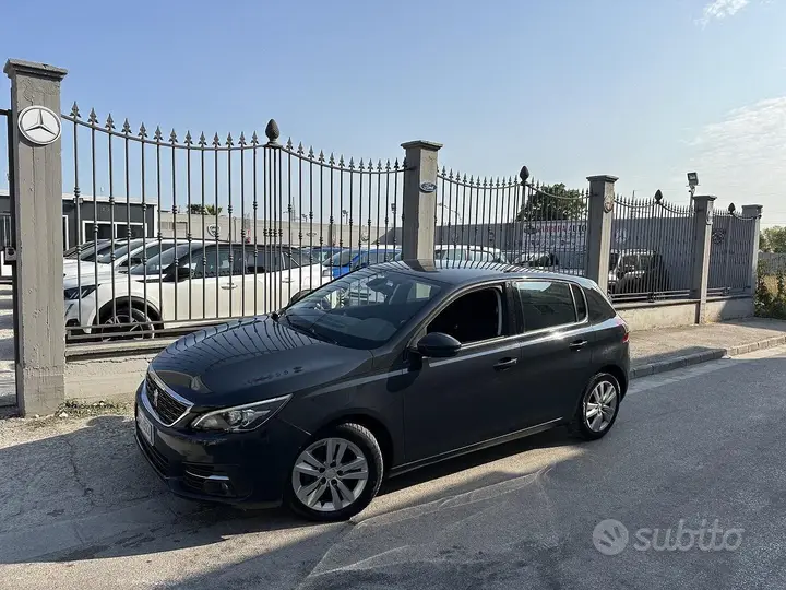 Peugeot 308