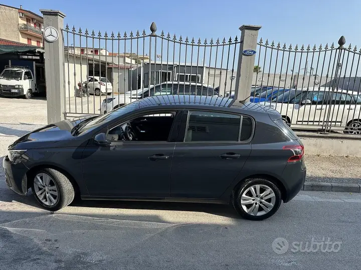 Peugeot 308 2018 photo 4
