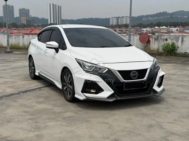 Nissan Almera