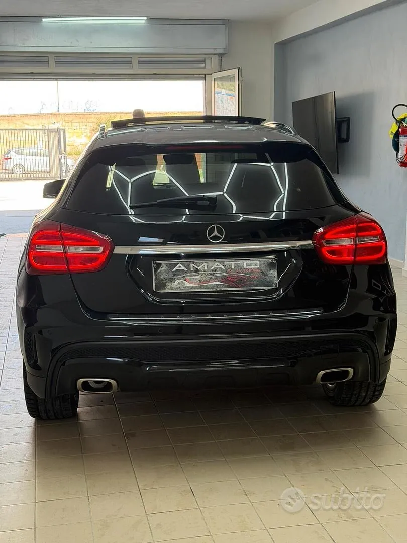 Mercedes-Benz Gla 2015 photo 2