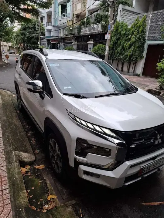 Mitsubishi Xpander Cross 2025 photo 3