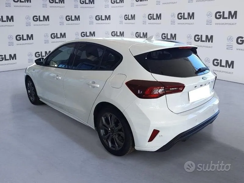 Ford Focus 2025 photo 3