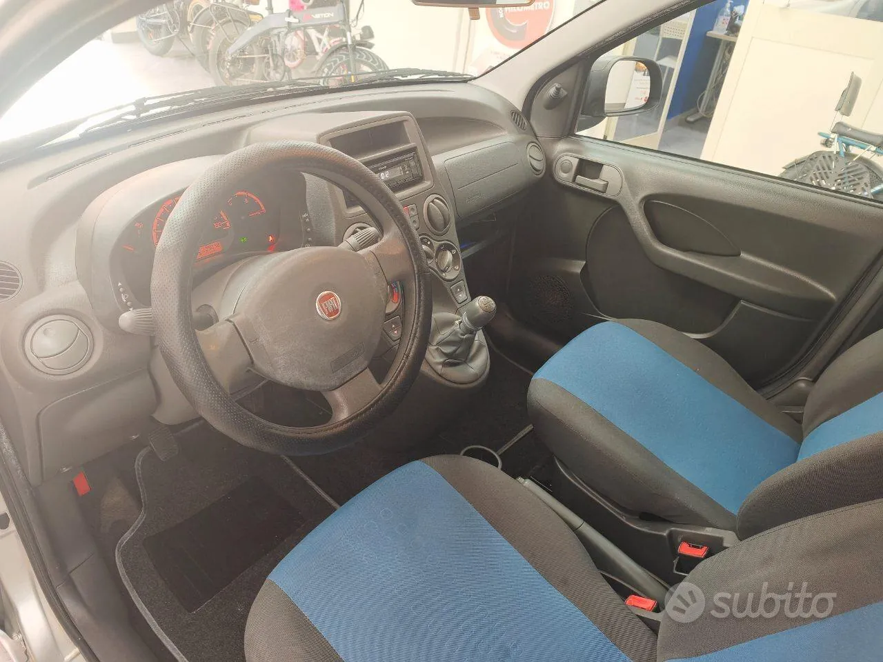Fiat Panda 2011 photo 2