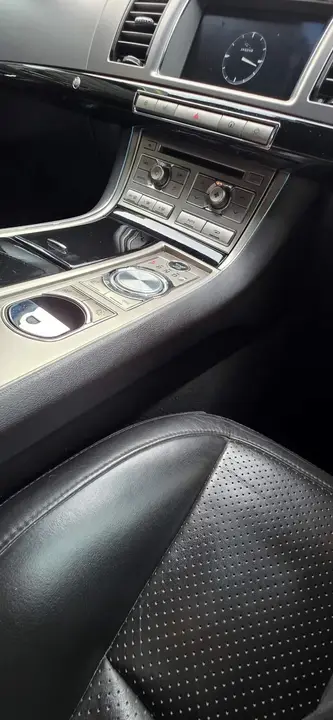 Jaguar Xf 2011 photo 5