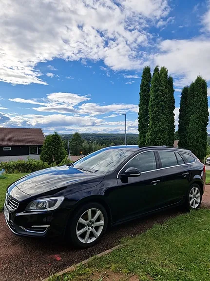 Volvo V60 2017 photo 2