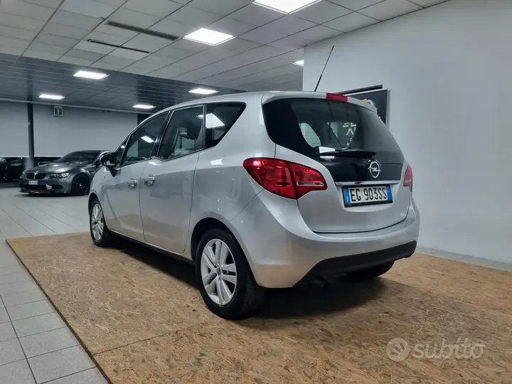 Opel Meriva 2011 photo 4