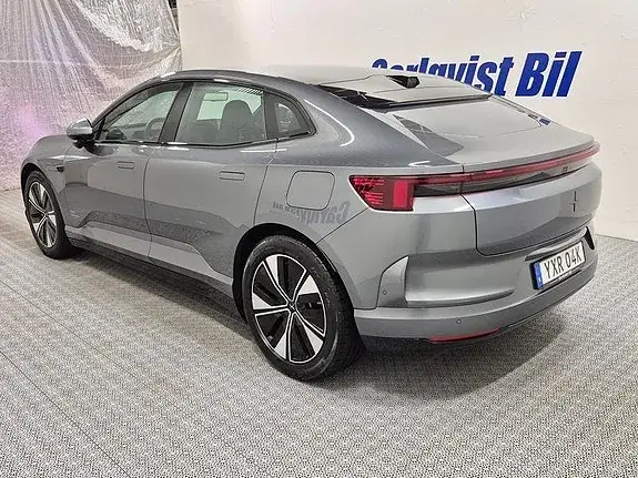 Polestar 4 2025 photo 3
