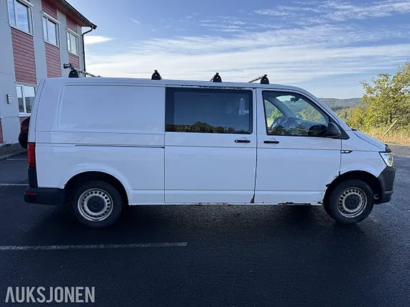 Volkswagen Transporter 2018 photo 5