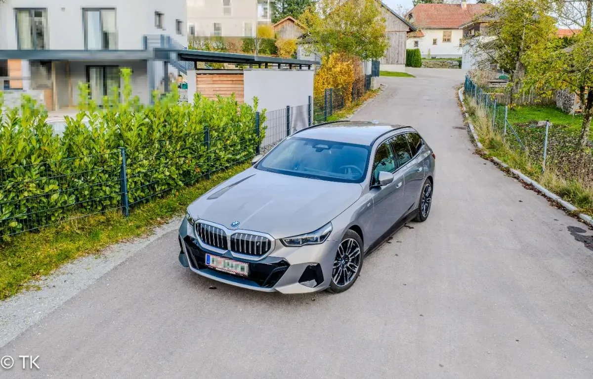 BMW I5 2025 photo 3