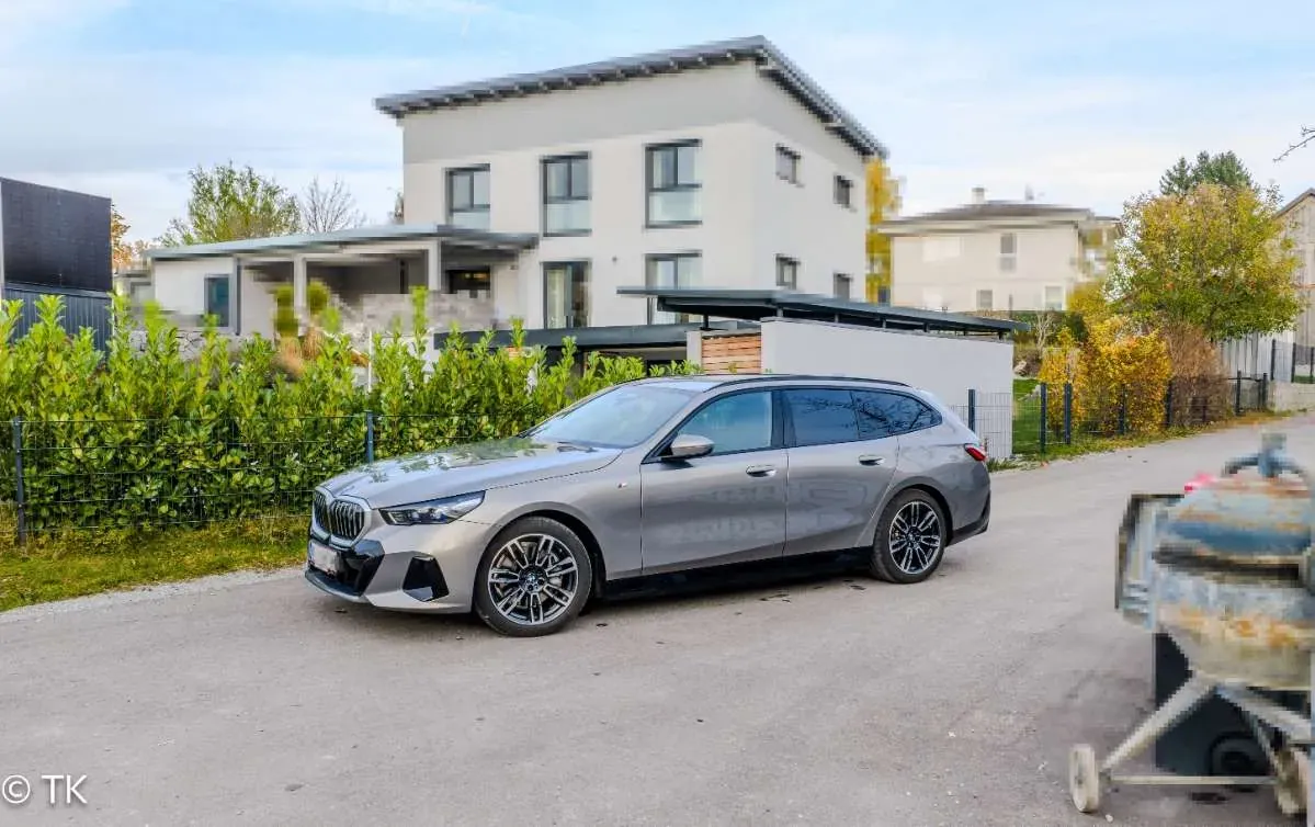 BMW I5 2025 photo 2
