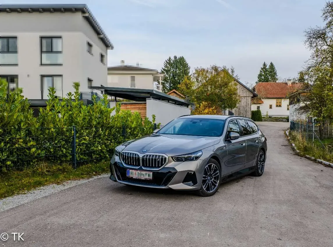 BMW I5