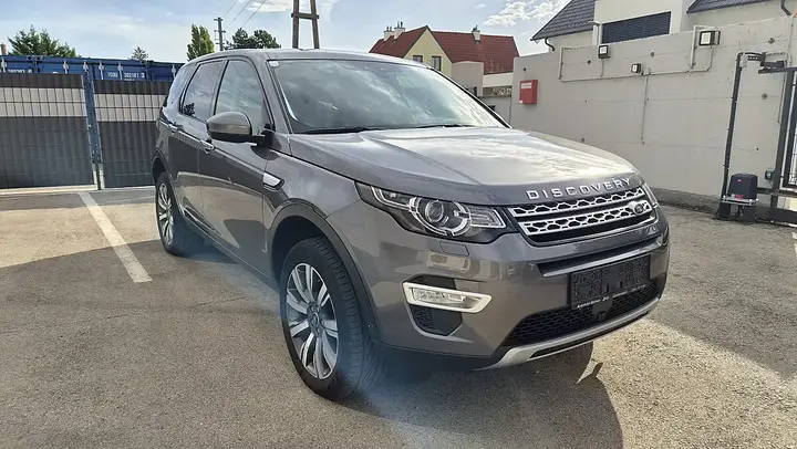Land Rover Discovery Sport 2018 photo 2