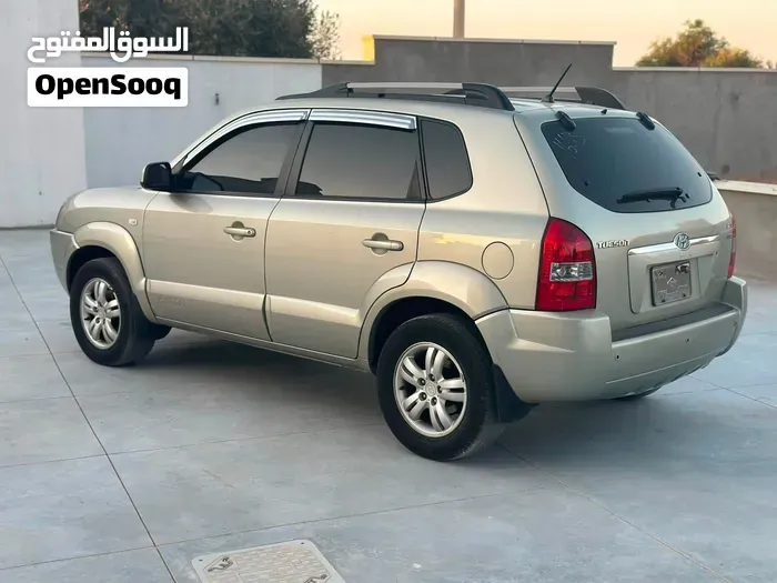 Hyundai Tucson 2007 photo 2