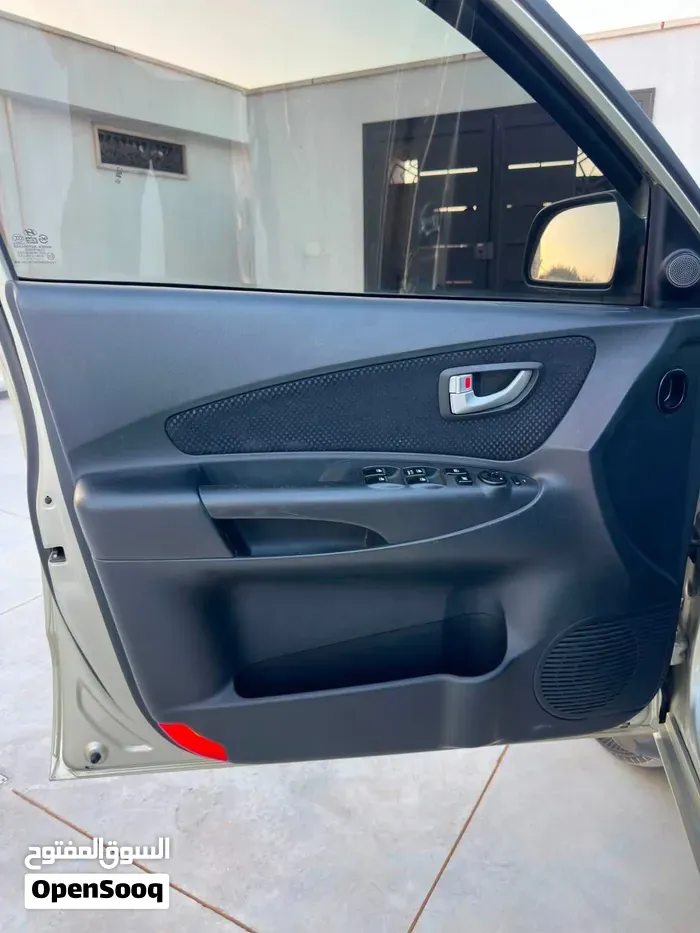 Hyundai Tucson 2007 photo 4