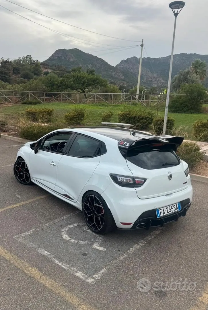 Renault Clio 2015 photo 5