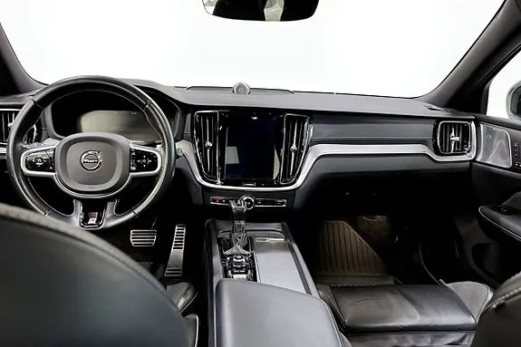Volvo V60 2019 photo 4